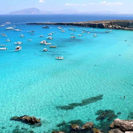 Appartamento La Casa di Peppe Favignana Esterno foto