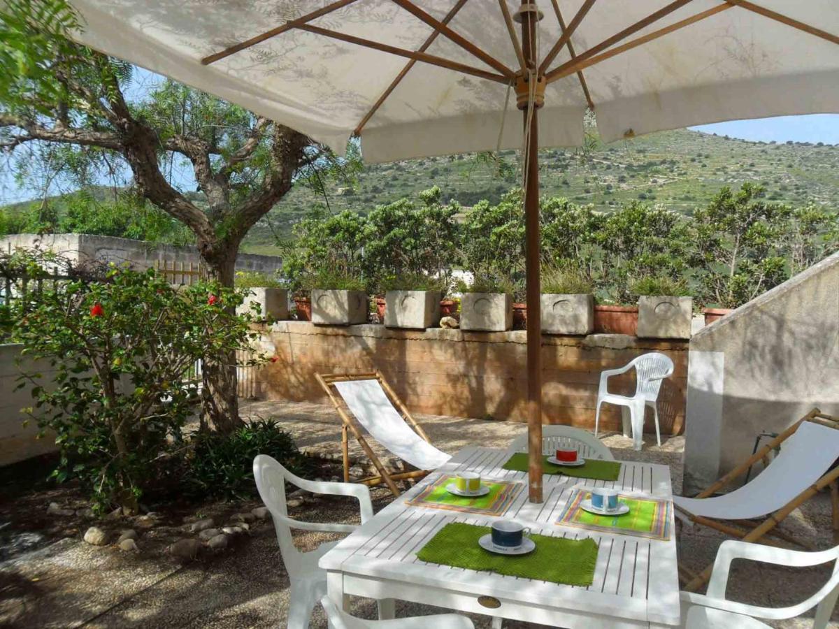 Appartamento La Casa di Peppe Favignana Esterno foto