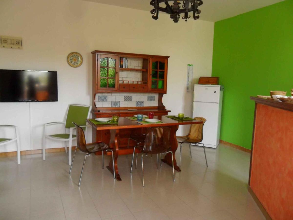 Appartamento La Casa di Peppe Favignana Esterno foto